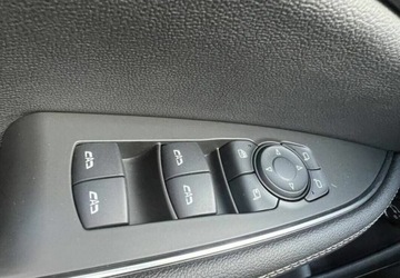 Opel Insignia II Sports Tourer Facelifting 1.5 Diesel 122KM 2022 Opel Insignia 1.5 CDTI 122 KM automat FV23 Gwarancja 1.5 Diesel 122KM, zdjęcie 17