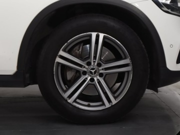 Mercedes GLC C253 SUV Facelifting 2.0 200d 163KM 2019 Mercedes GLC GLC 200 d 4MATIC, Salon Polska, 4X4, zdjęcie 14