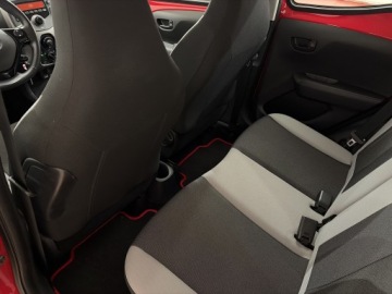 Toyota Aygo II Hatchback 5d 1.0 VVT-i 69KM 2015 Toyota Aygo 1.0 VVT-i X-play II (2014-) Toyota Ayg, zdjęcie 10