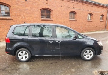 Volkswagen Sharan II Van 2.0 TDI-CR BMT 170KM 2011 Volkswagen Sharan Bi-Xenon LED Kamera GetHelp 2.0 Diesel 170KM, zdjęcie 2