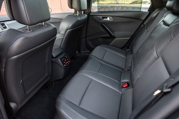 Peugeot 508 I SW 1.6 THP 156KM 2011 Peugeot 508 SW 1.6 Turbo 156PS full opcja keyles HeadUp Xenon Navi Gwaranc, zdjęcie 7