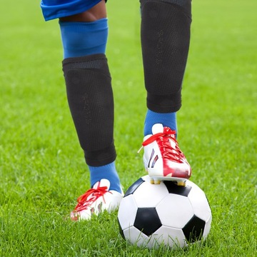 1 КОМПЛЕКТ ФУТБОЛЬНЫХ ЗАЩИТЫ ДЛЯ ИКОРЕЦ ФУТБОЛЬНЫЕ ЗАЩИТЫ ДЛЯ НОГ НОСКИ