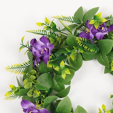 Венок из искусственных фиолетовых цветов Цветочный венок