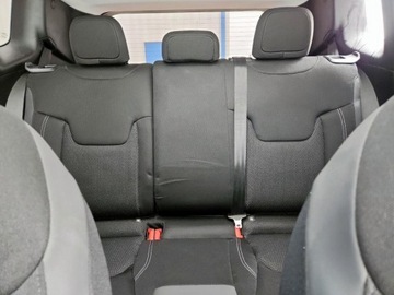 Jeep Renegade 2023 Jeep Renegade Altitude 2023 1.3l 1.3 Benzyna 177KM, zdjęcie 10