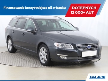 Volvo V70 III Kombi Facelifting 2.0 D4 DRIVE-E 181KM 2014 Volvo V70 D4, 1. Właściciel, Serwis ASO, 178 KM