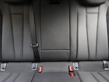 Audi A4 B9 Avant 2.0 TDI 150KM 2018 Audi A4 2.0 TDI, Automat, Navi, Xenon, Bi-Xenon, zdjęcie 9