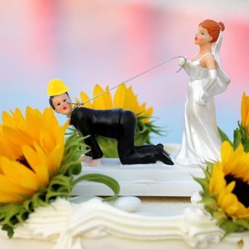 MINI ZABAWKOWY MODEL KAsku LALKA (10 KASKÓW JASNYCH