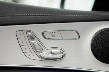 Mercedes Klasa E W213 2021 Mercedes-Benz Klasa E 2.0 Diesel 200KM, zdjęcie 19