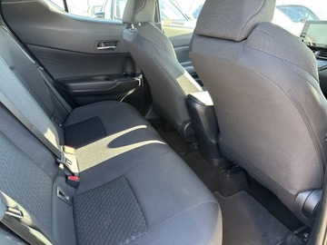 Toyota C-HR I Crossover Facelifting 1.8 Hybrid 122KM 2023 Toyota C-HR 1.8 Hybrid GPF Comfort, zdjęcie 9