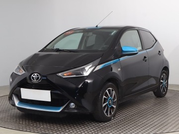 Toyota Aygo II Hatchback 5d 1.0 VVT-i 69KM 2018 Toyota Aygo 1.0 VVT-i, Salon Polska, VAT 23%, zdjęcie 1