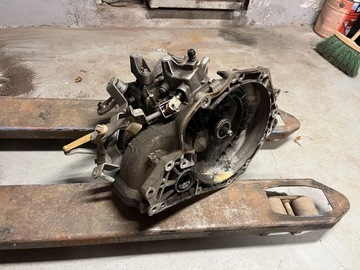 OPEL adam 1.4b SKRZYNIA BIEGÓW 55565177
