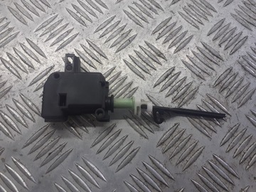 VZPĚRA/TLAKOVAČ KRYT PALIVA TOYOTA AVENSIS T25 7703005011