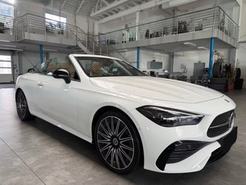 Mercedes CLE Coupe 2.0 300 258KM 2025 MERCEDES-BENZ CLE 300 4-Matic AMG Line 2.0 (258KM) 2025, zdjęcie 1