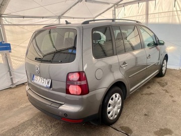 Volkswagen Touran I 1.4 TSI 140KM 2008 Volkswagen Touran Automat 1.4 Benzyna 140KM, zdjęcie 2