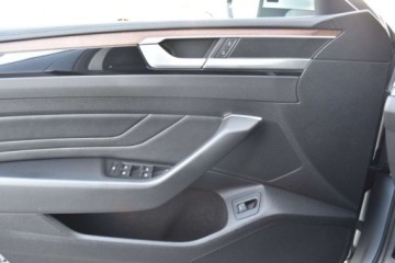 Volkswagen Arteon Fastback Facelifting 2.0 TSI 280KM 2021 Volkswagen Arteon SalonPL 280KM 4x4 DSG Pakiety podgrz.FoteleKier Kamera A, zdjęcie 26