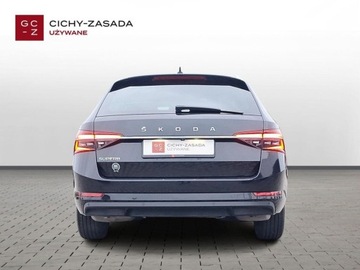 Skoda Superb III Kombi Facelifting 2.0 TSI 190KM 2021 Skoda Superb SalonPL Combi Style TSI 190KM DSG7 ACC Pakiety Matrix Alcanta, zdjęcie 5