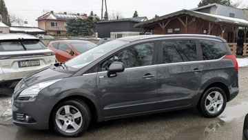 Peugeot 5008 I Minivan 1.6 HDi FAP 115KM 2013 Peugeot 5008 1.6HDi 115PS OPŁACONY Bezwypadkowy, zdjęcie 3