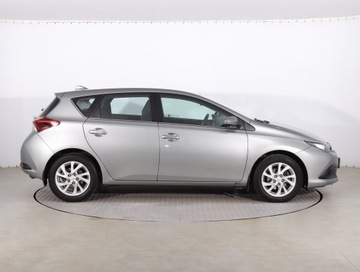 Toyota Auris II Hatchback 5d Facelifting 1.6 Valvematic 132KM 2018 Toyota Auris 1.6 Valvematic, Salon Polska, zdjęcie 5