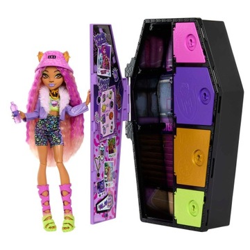 Monster High Doll and Fashion Set, Clawdeen Wolf with Dress-Up Locker and 1