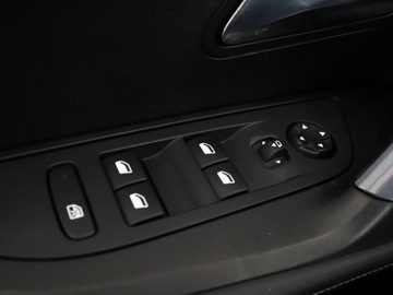Peugeot 2008 II SUV 1.2 PureTech 100KM 2020 Peugeot 2008 Kamera, Aut.klima, Navi, Bluetooth, zdjęcie 35