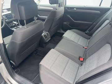 Volkswagen Passat B8 Variant Facelifting 1.5 TSI EVO 150KM 2020 Volkswagen Passat 1.5 TSI DSG 150KM VAT 23 App Connect ACC 1.5 Benzyna, zdjęcie 13