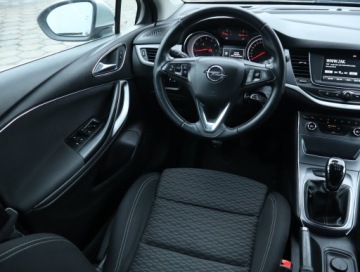 Opel Astra K Hatchback 5d 1.4 Turbo 150KM 2017 Opel Astra 1.4 T, Salon Polska, Klima, zdjęcie 6