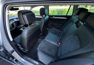 Volkswagen Passat B8 Variant 1.5 TSI EVO 150KM 2019 Volkswagen Passat Volkswagen Passat 1.5 TSI EVO Highline 1.5 Benzyna 150KM, zdjęcie 17