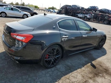 Maserati Ghibli III 2019 Maserati Ghibli 2019, 3.0L, S, porysowany lakier 3.0 Benzyna 424KM, zdjęcie 3