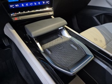 Renault Espace VI 2025 Espace 1.2 E-Tech Full Hybrid 200 Iconic MMT 7os., zdjęcie 14