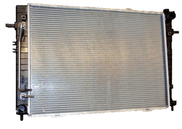 CHLADIČ KIA SPORTAGE HYUNDAI TUCSON DIESEL AUTOMAT 253102E900 253102E700