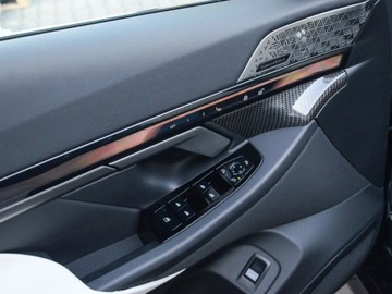 BMW Seria 5 G90-91 2025 BMW Seria 5 540d xDrive Sport Sedan 3.0 (303KM) 2025, zdjęcie 8