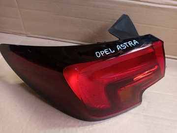 OPEL ASTRA K LAMPA LEWY TYŁ