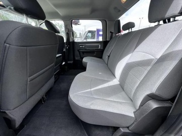  RAM 1500 Classic SLT 2021 5.7l 5.7 Benzyna 395KM, zdjęcie 14