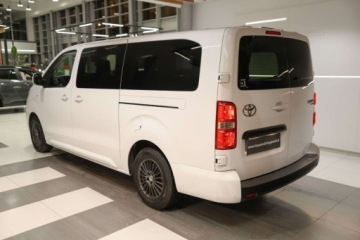 Toyota 2024 Toyota Proace Verso 2.0 D4-D Long Business 2.0 Diesel 144KM, zdjęcie 16