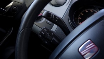 Seat Ibiza IV Hatchback 5d Facelifting 1.2 70KM 2013 .. Klimatyzacja .. Stan BDB .. Doświetlanie zakrętów .. Kontrola trakcji, zdjęcie 11