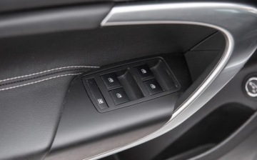 Opel Insignia I Sports Tourer OPC 2.8 V6 Turbo ECOTEC 325KM 2012 Opel Insignia 2.8 V6 TURBO 325KM OPC Recaro Navi Full Led Automat LPG 4x4, zdjęcie 16