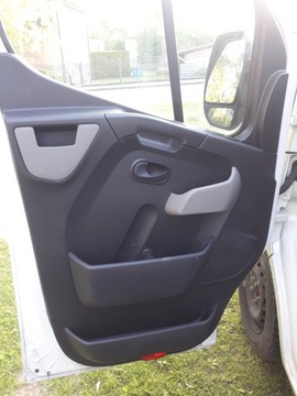 Renault Master IV Furgon FWD 2.3 dCi 150KM 2015 Renault Master 150KM AMBULANS KAMPER, zdjęcie 27