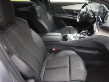 Peugeot 3008 II Plug-In Hybrid Facelifting 1.6 HYBRID4 300KM 2021 Peugeot 3008 e-Hybrid 300, 4X4, Automat, VAT 23%, zdjęcie 8