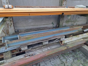 Консольная стойка из двутавров