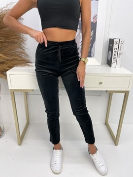 WE569 roz 2XL/3XL DAMSKIE SPODNIE WELUROWE GŁADKIE