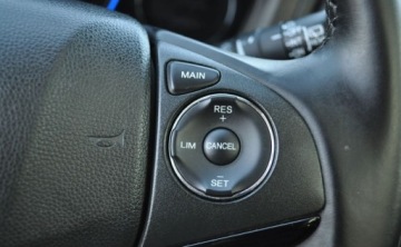 Honda HR-V II SUV 1.5 i-VTEC 130KM 2016 Honda HR-V Benzyna Panorama Klimatyzacja Kamera 1.5 Benzyna 130KM, zdjęcie 24