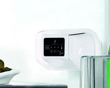 Холодильник с морозильной камерой POLAR POB702EX NetNet