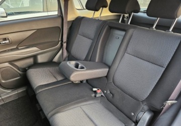 Mitsubishi Outlander III SUV Facelifting 2015 2.0 MIVEC 150KM 2016 Mitsubishi Outlander LIFT 2.0 150KM Kamera 1-Wlasciciel Ks.Serwisowa 2.0, zdjęcie 26