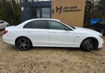 Mercedes Klasa E W213 Limuzyna 2.0 350 313KM 2020 Mercedes-Benz Klasa E Mercedes-Benz Klasa E 2.0 Hybryda Plug-in 313KM, zdjęcie 17