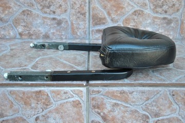 Держатель спинки пассажирского сиденья Suzuki LS 650 Savage