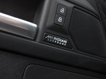 Land Rover Defender IV (L663) Hard Top 90 3.0D R6 250KM 2025 Defender 110 D250 X-Dynamic HSE 3.0 (250KM) 2025, zdjęcie 9