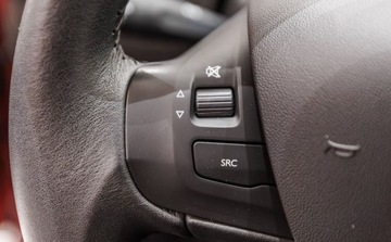 Peugeot 2008 I SUV Facelifting 1.2 PureTech 110KM 2016 Peugeot 2008 1.2 Pure Tech Active SS 1.2 Benzyna 110KM, zdjęcie 29