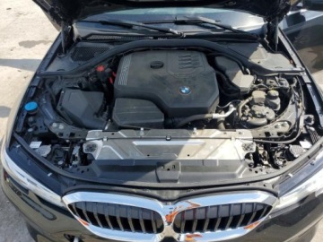 BMW Seria 3 G20-G21 2021 BMW Seria 3 330XI 2021 2.0 Benzyna 255KM, zdjęcie 6
