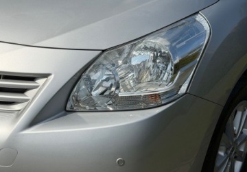 Toyota Verso Minivan 1.8 Valvematic 147KM 2010 Toyota Verso 1,8 147KM Automat Panorama Climatronic ASO Dla wymagajacych, zdjęcie 8