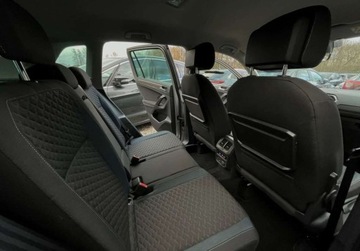 Volkswagen Tiguan II SUV 2.0 TDI 150KM 2019 Volkswagen Tiguan 2.0 TDI IQ.DRIVE 150KM DSG bezwypadkowy kamera, zdjęcie 16